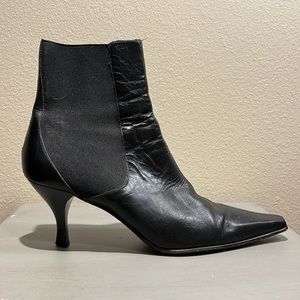 Donald J. Pliner Black Leather Pointed-Toe Ankle Booties